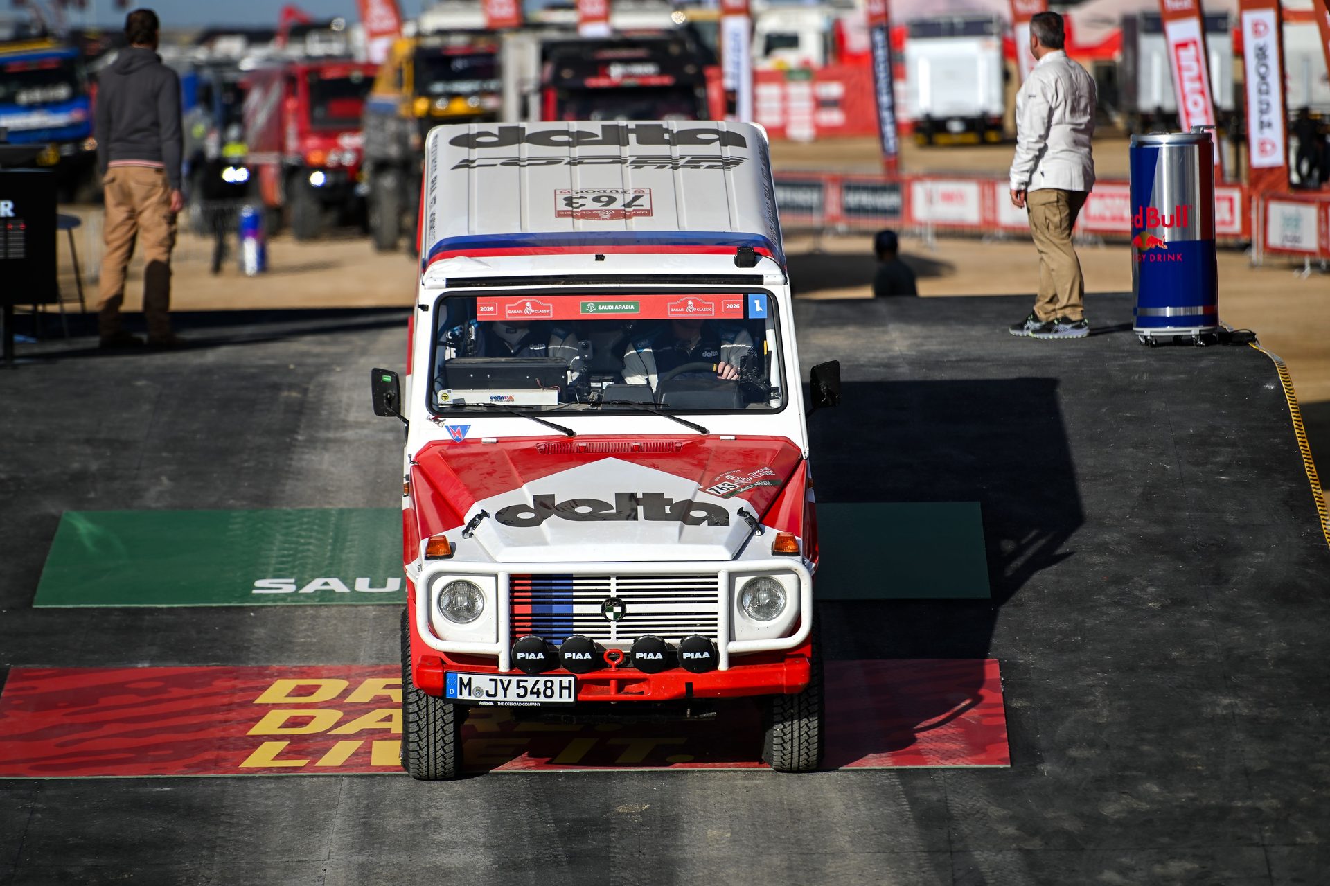 DELTA Racing #763 mit Staubfahne